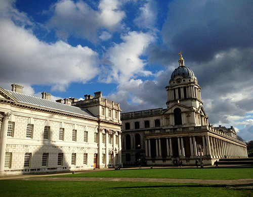 英国服装设计学院