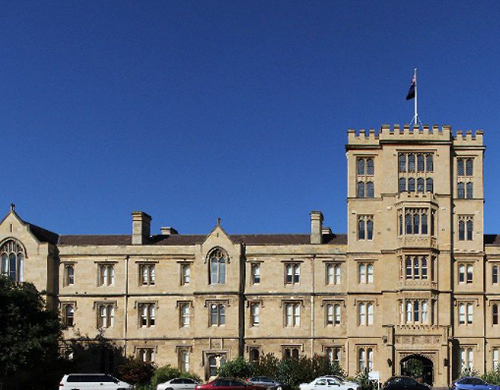 墨尔本大学