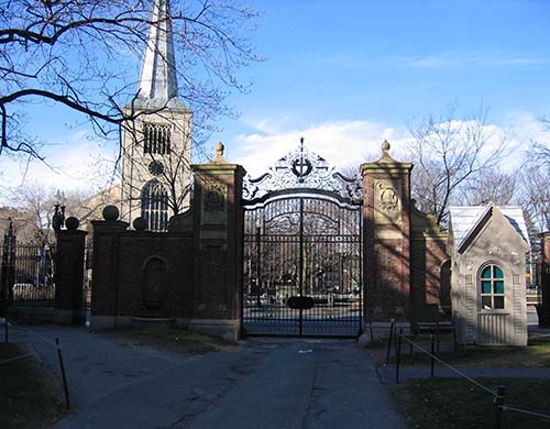 哈佛大学