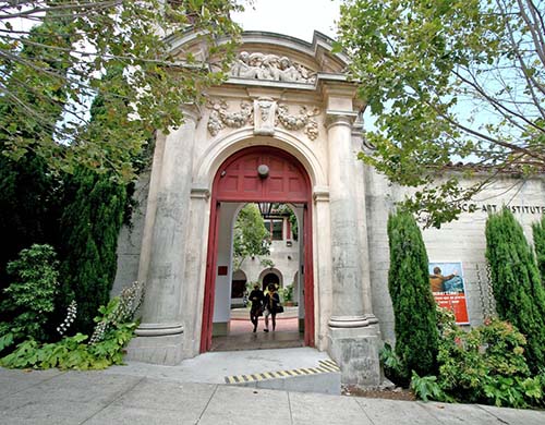 加州艺术学院