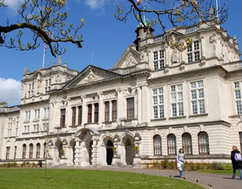 卡迪夫大学