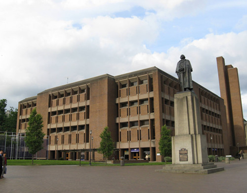 华盛顿大学