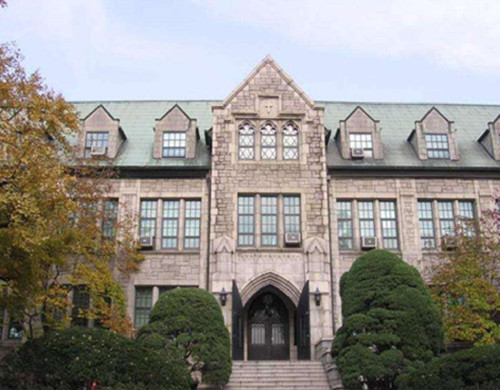 日本美术大学