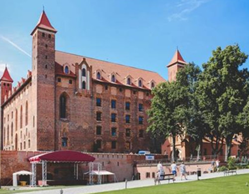 爱丁堡大学
